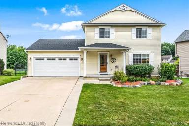 Main picture of 975 Water View Ln