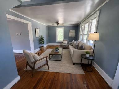 Main picture of 200 Westwood Ave