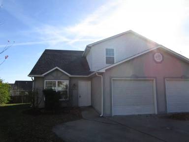 Main picture of 2424 Calder Ct