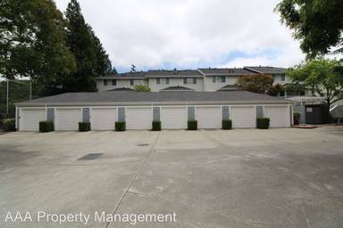 Main picture of 2588 Oak Rd
