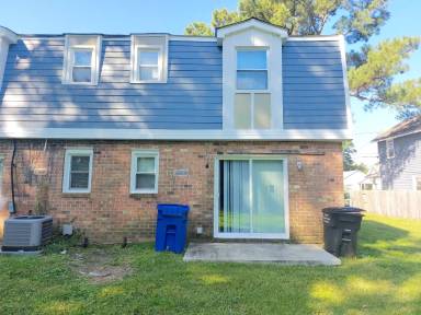 Main picture of 107 Beacon Rd