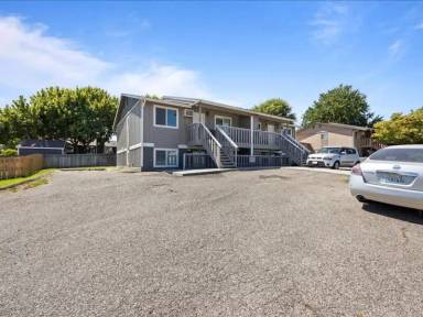 Main picture of 1207 W 13th Ave