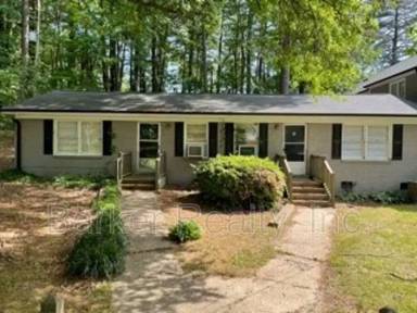 Main picture of 3917 Greenleaf St