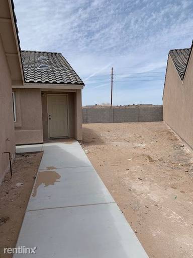 Main picture of 3712 S Brianna Dr