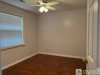 Main picture of 100 Sunnyside Way