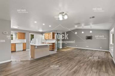 Main picture of 16013 E Broad Ave