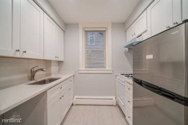Main picture of 2203 Commonwealth Ave