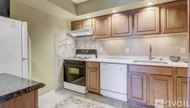 Main picture of 9 Canterbury Sq