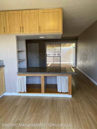 Main picture of 1340 Hooli Cir