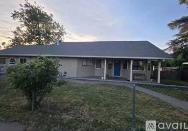 Main picture of 1120 Safford St