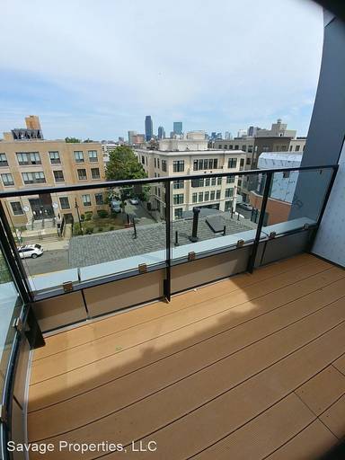 Main picture of 13 Sewall St