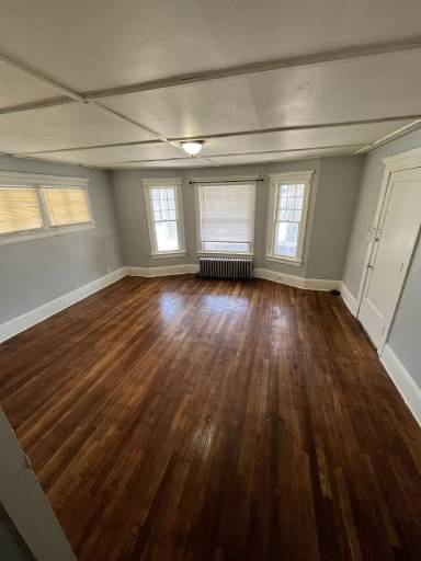 Main picture of 151 Oak Street - 02