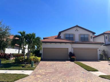 Main picture of 1622 Oceania Dr S