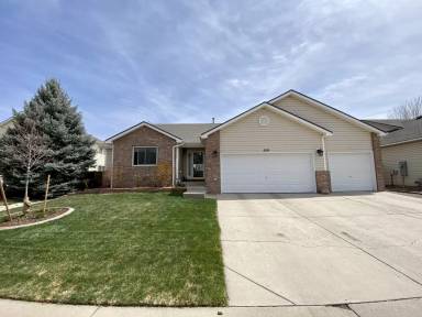 Main picture of 559 Southwood Ln