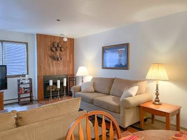 Main picture of 380 E 11th Ave