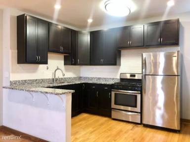 Main picture of 2605 N Spaulding Ave