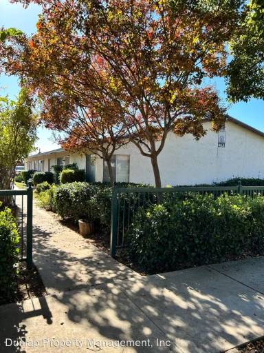 Main picture of 1350-1351 W Stoneridge Ct Apartments