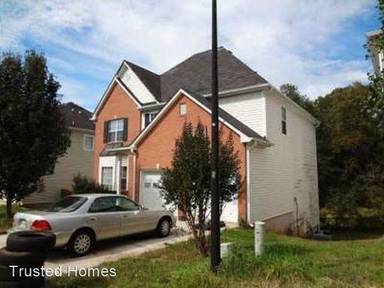 Main picture of 883 Ashton Oak Cir