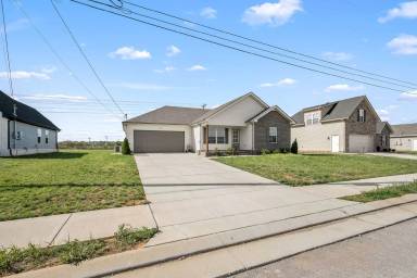 Main picture of 107 Meadowbrook Dr