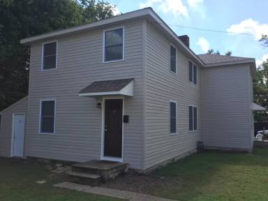 Main picture of 1 Caldwell Pl
