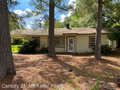 Main picture of 2404 Yates Dr