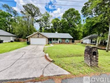 Main picture of 418 Floyd Cir
