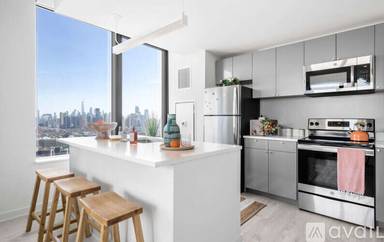 Main picture of 126 Magnolia Ave