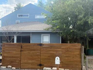 Main picture of 1601 E 13th St