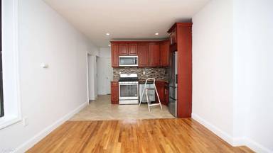 Main picture of 51 Quincy St
