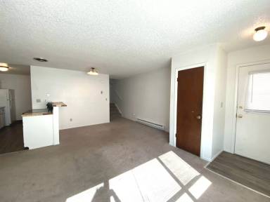 Main picture of 720 Elder Ct