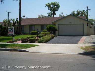 Main picture of 2806 Amherst Ave