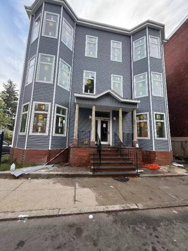 Main picture of 120 Regent St