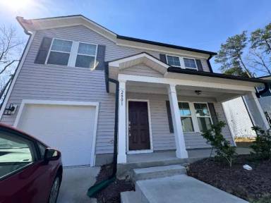 Main picture of 2801 Killian Ct