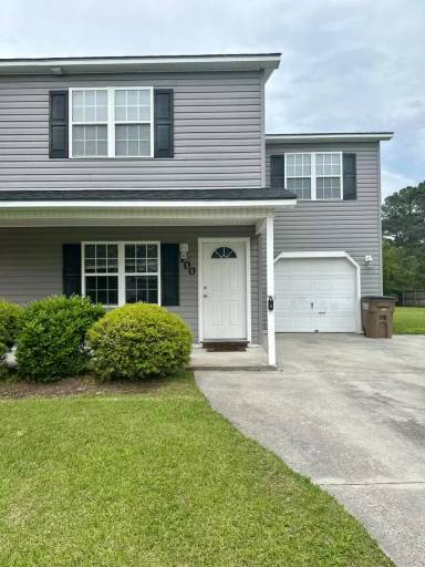 Main picture of 103 E Coopers Ct