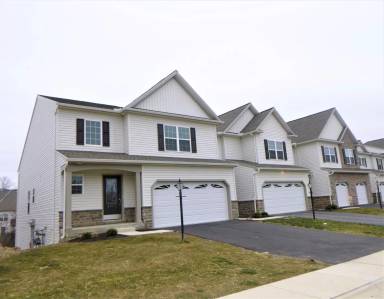 Main picture of 4613 Hamlin Ln