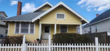 Main picture of 1215 E 8th St