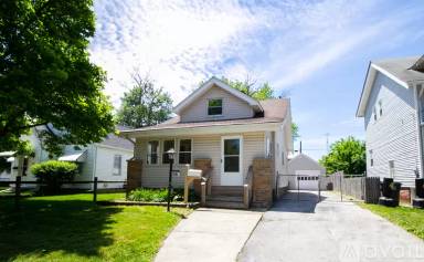 Main picture of 3605 Burton Ave