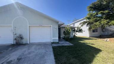 Main picture of 1334 SE 8th Ave