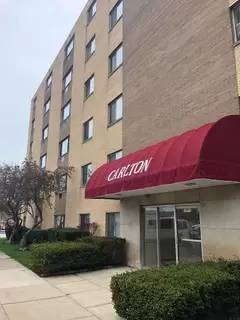 Main picture of 1415 Clarence Ave