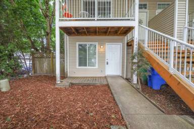 Main picture of 12901 NE Prescott Dr