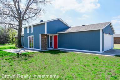 Main picture of 800 NW 114th St