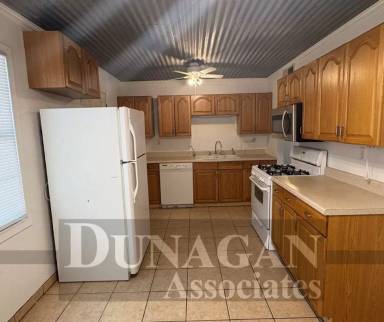 Main picture of 1020 Birch Ln