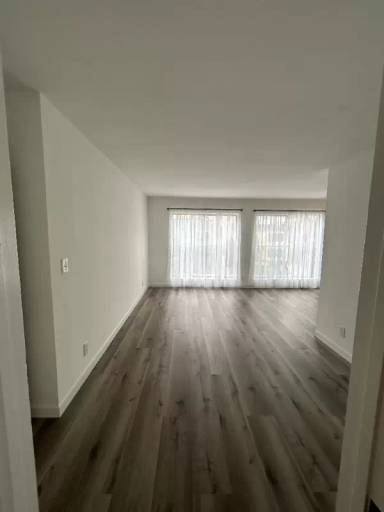 Main picture of 815 Crenshaw Blvd