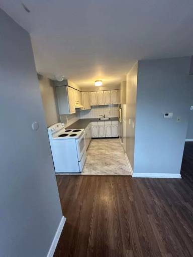 Main picture of 2689 Elmwood Ave