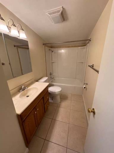 Main picture of 1079 North Ave
