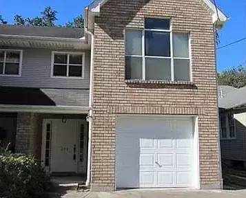 Main picture of 220 Phosphor Ave