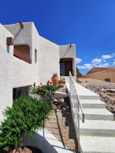 Main picture of 2540 Fannin Dr