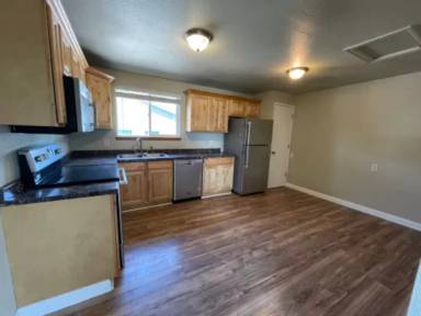 Main picture of 607 N Gold St