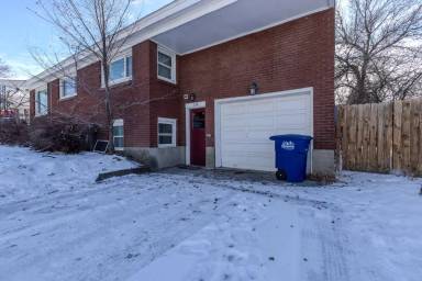 Main picture of 134 E 2nd S