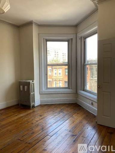 Main picture of 302 6th St